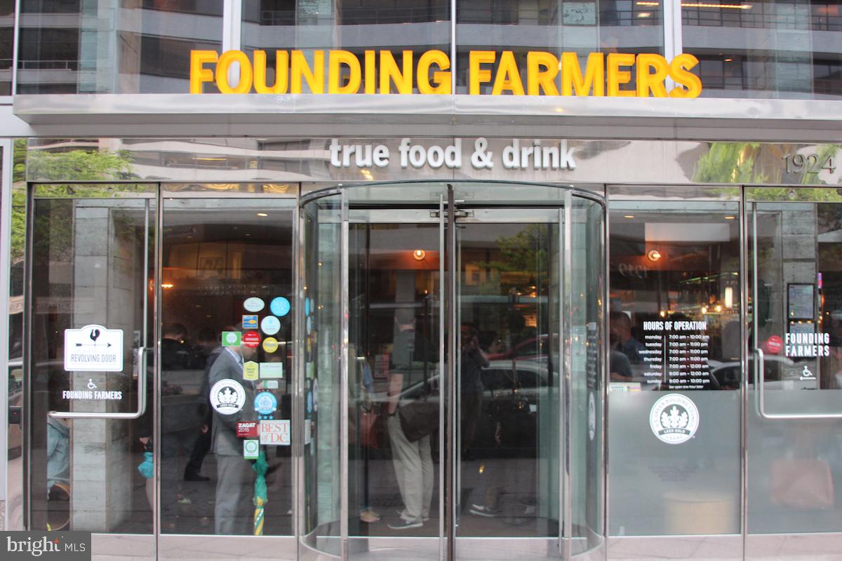 1099 22nd Street Northwest, Unit 304 Washington, DC 20037 - Photo 42 of 44 Founding Farmers - local restaurant