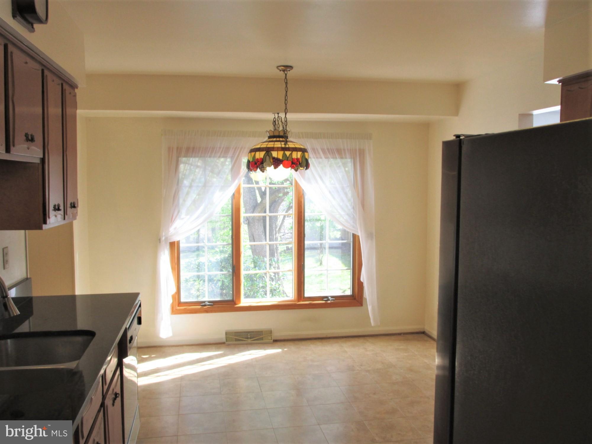 13304 Fort Washington Road Fort Washington, MD 20744 - Photo 10 of 26 View 3