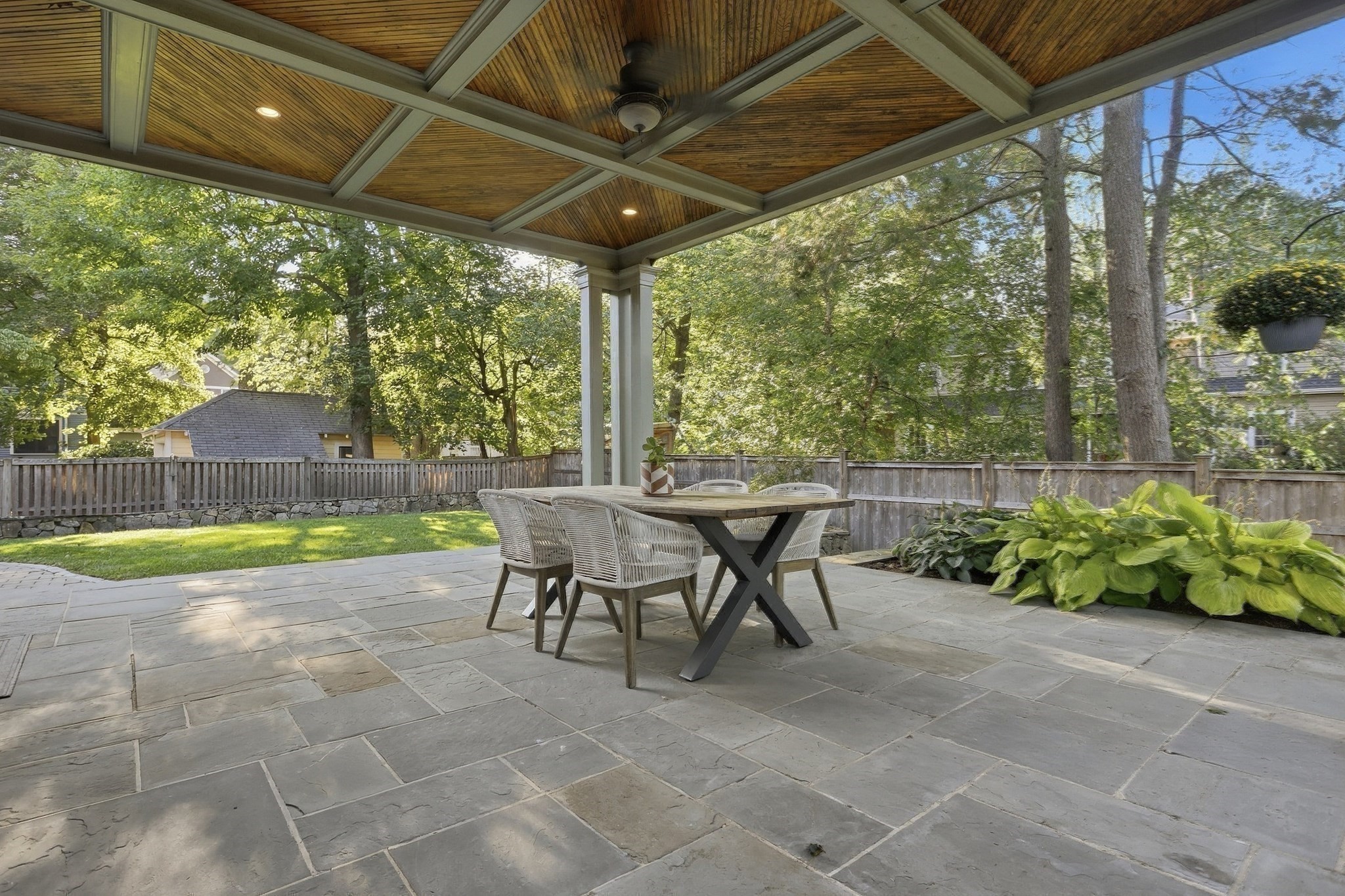 7 Locust Avenue Lexington, MA 02421 - Photo 35 of 39 Gallery Image 35