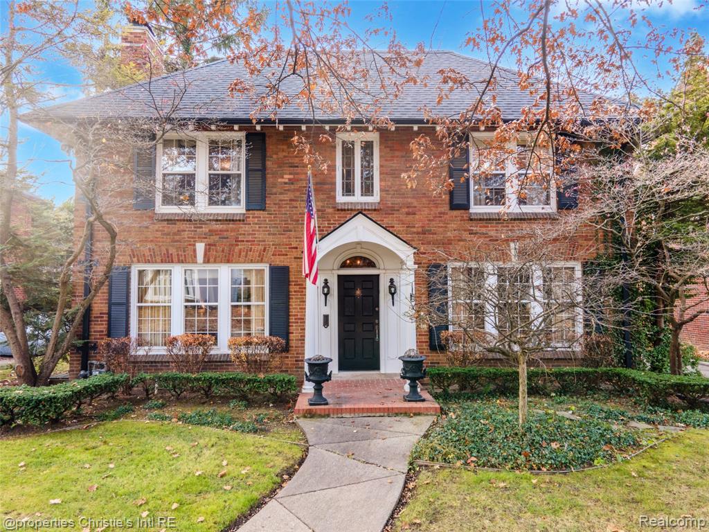 19635 Shrewsbury Road Detroit, MI 48221 - Photo 1 of 80 Gallery Image 1
