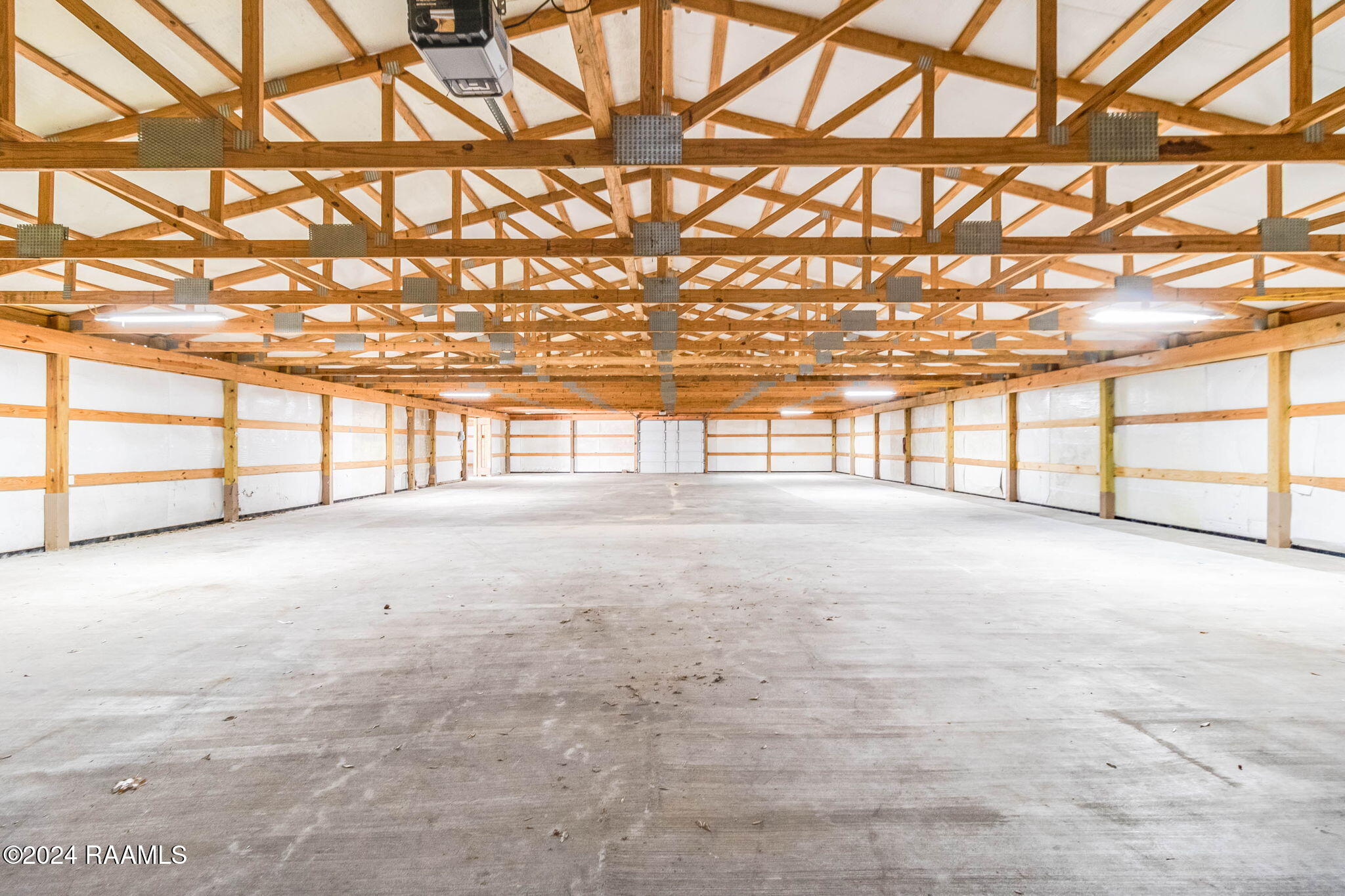 13933 Pumping Plant Road Abbeville, LA 70510 - Photo 39 of 49 Inside Shop