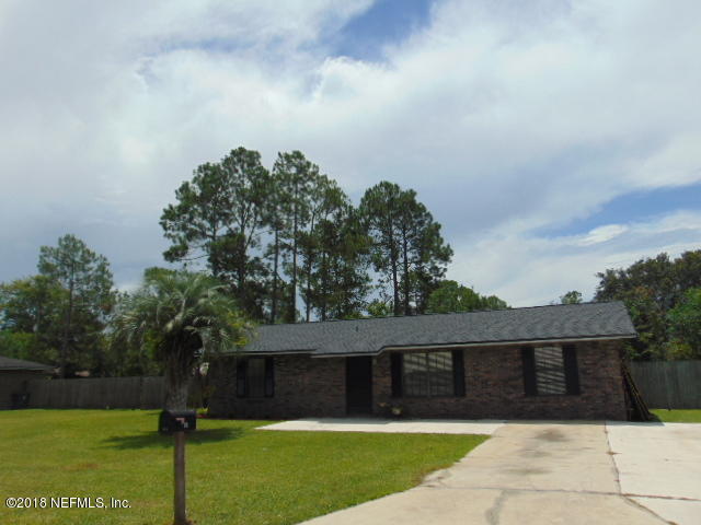 716 Shortputt Drive Macclenny, FL 32063 - Photo 5 of 22 DSC06836