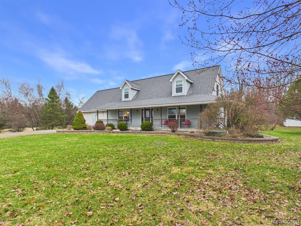 6882 Jones Road North Branch, MI 48461 - Photo 3 of 64
