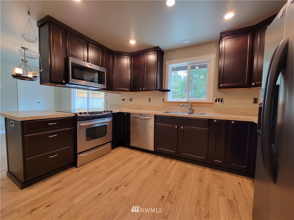 131 East Merioneth Road Shelton, WA 98584 - Photo 14 of 40 Gallery Image 14