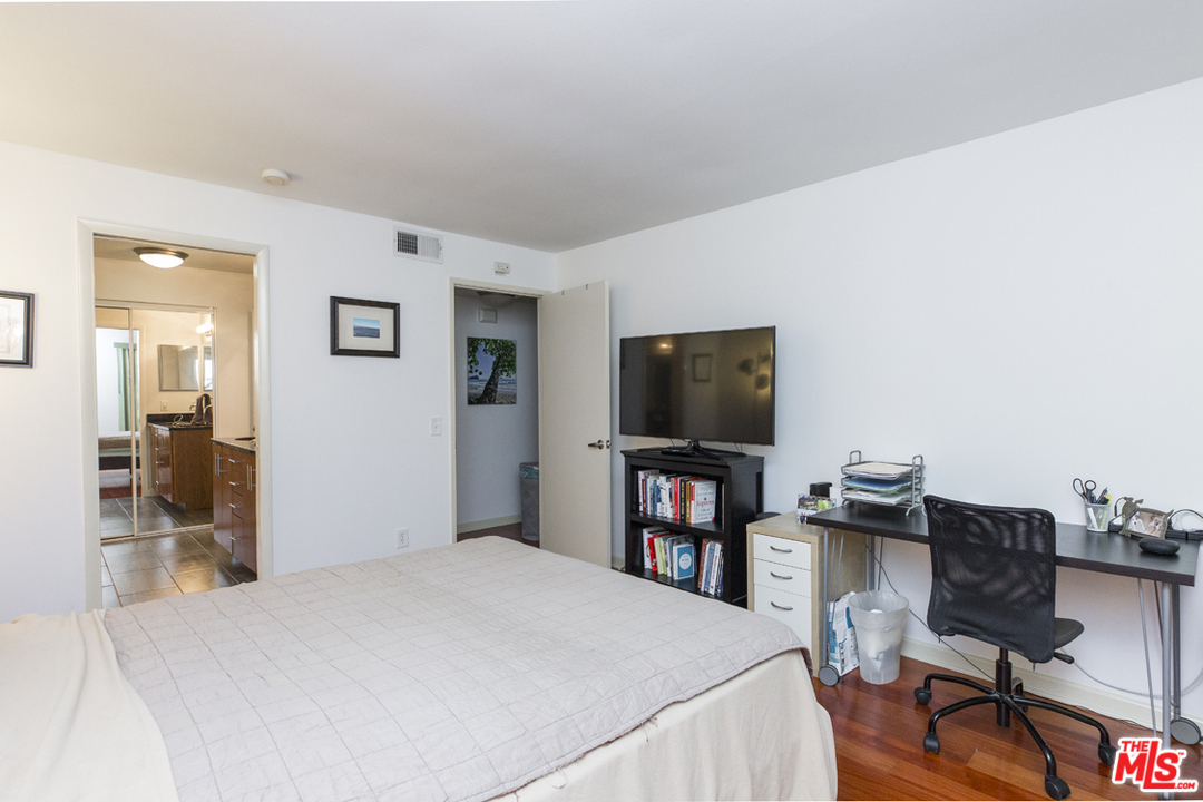 8300 Manitoba Street, Unit 237 Playa del Rey, CA 90293 - Photo 10 of 27