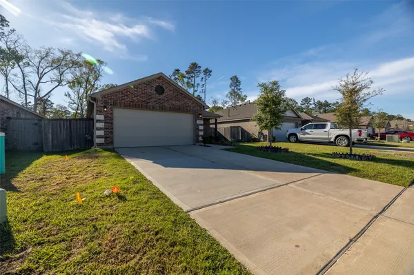 $1,900 | 15054 Paddock Point Lane, New Caney, TX 77357