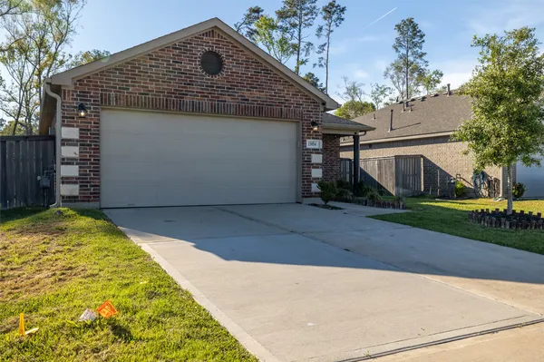 $1,900 | 15054 Paddock Point Lane, New Caney, TX 77357