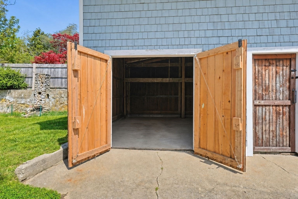 97 Middle Road Acushnet, MA 02743 - Photo 38 of 39