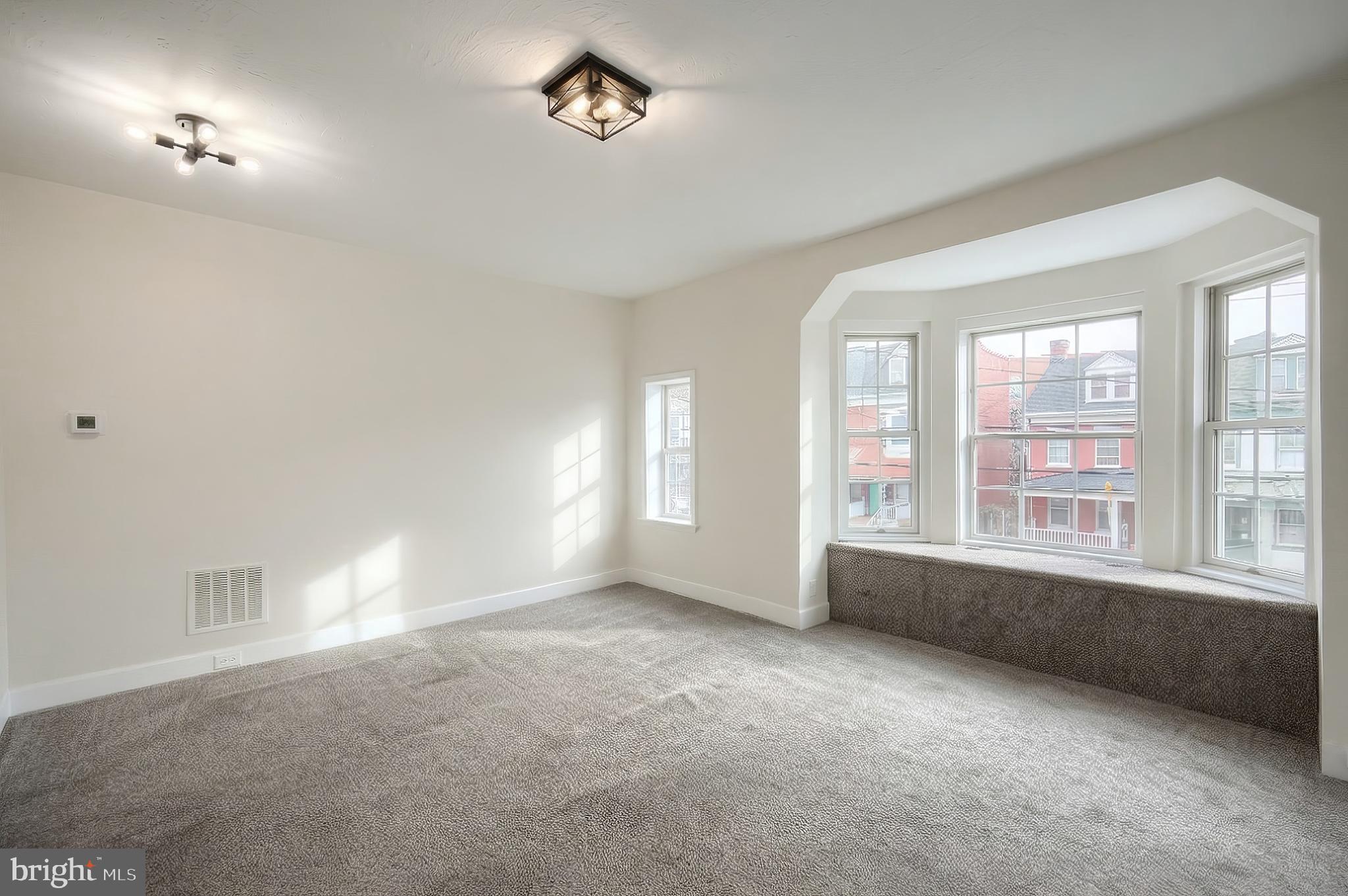 442 East Prospect Street York, PA 17403 - Photo 21 of 33 an empty room with a window