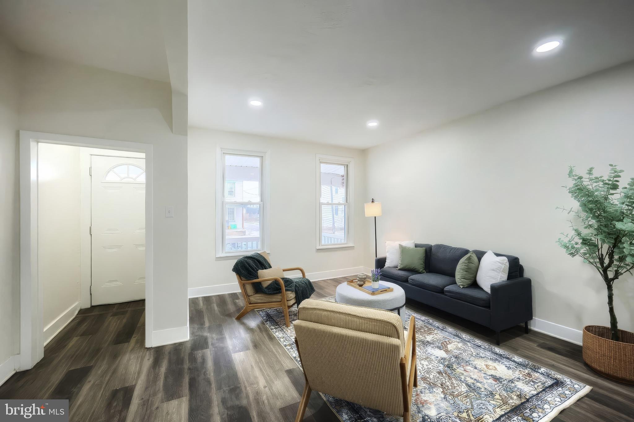 442 East Prospect Street York, PA 17403 - Photo 5 of 33 a living room with furniture and a wooden floor