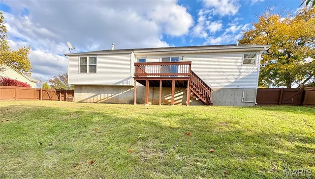 $339,000 | 38 Amberly Drive, St. Peters, MO 63376