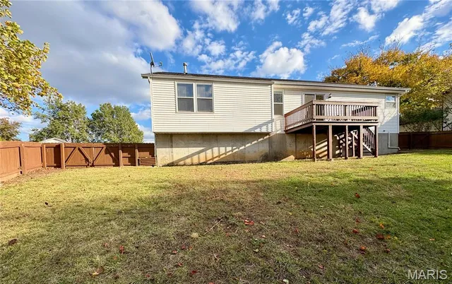 $339,000 | 38 Amberly Drive, St. Peters, MO 63376