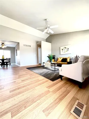 $339,000 | 38 Amberly Drive, St. Peters, MO 63376