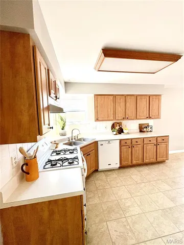 $339,000 | 38 Amberly Drive, St. Peters, MO 63376