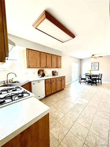 $339,000 | 38 Amberly Drive, St. Peters, MO 63376