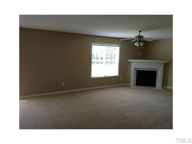 113 Ashlyn Ridge Drive Garner, NC 27529 - Photo 4 of 10 Living Room