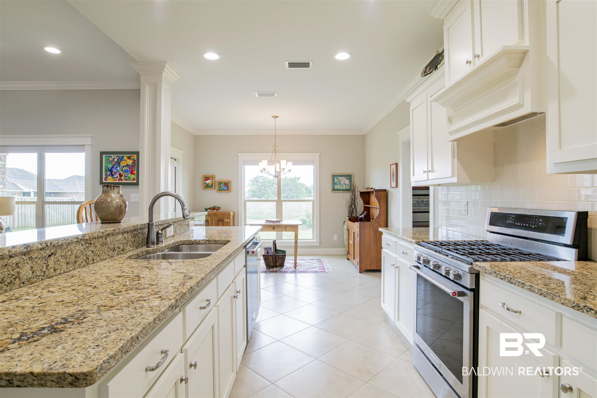 418 McClellan Boulevard Fairhope, AL 36532 - Photo 9 of 40