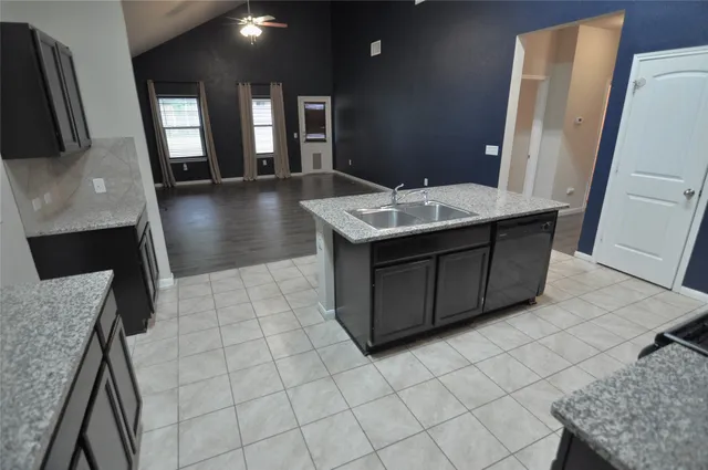 $1,895 | 909 Woodduck Trail, Leander, TX 78641