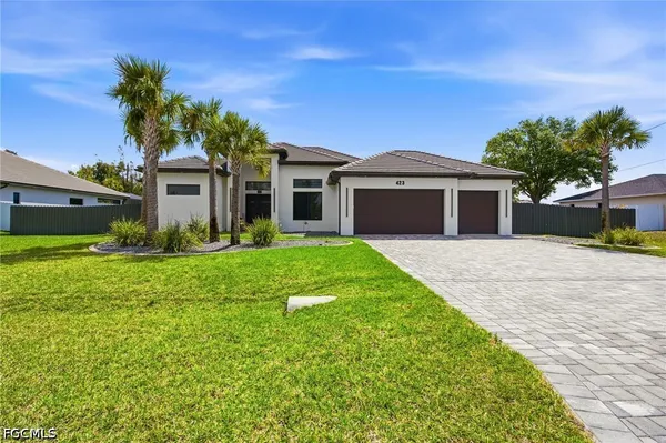 $859,000 | 423 Southwest 19th Avenue, Cape Coral, FL 33991