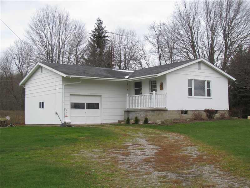 419 South Maysville Road Transfer, PA 16154 - Photo 1 of 11 Exterior Front.