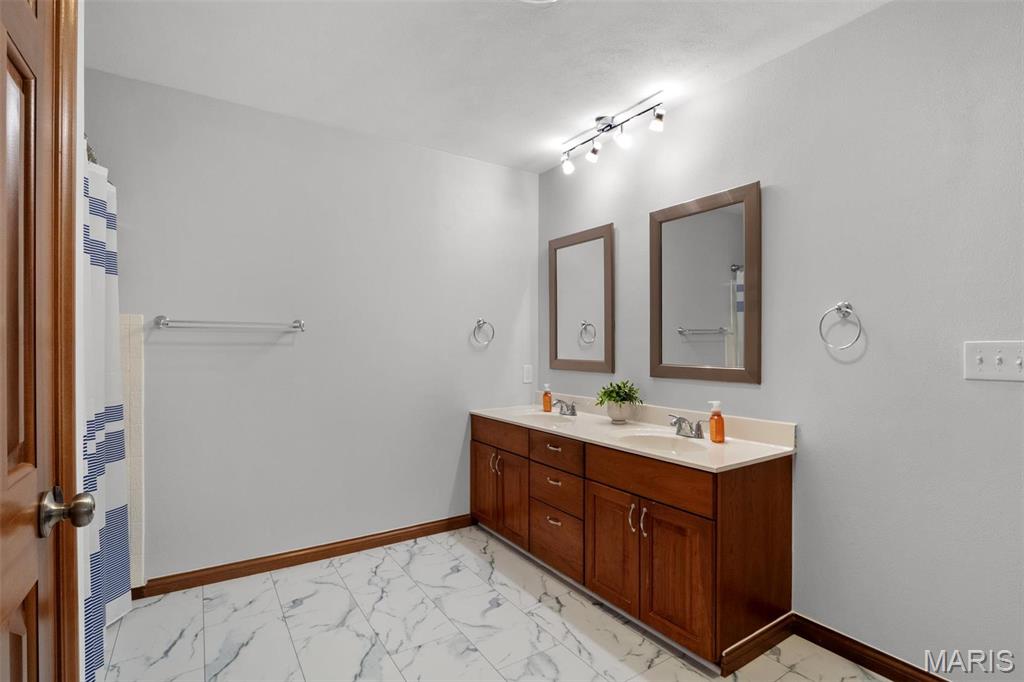 1211 Mann Road Millstadt, IL 62260 - Photo 16 of 45 Gallery Image 16