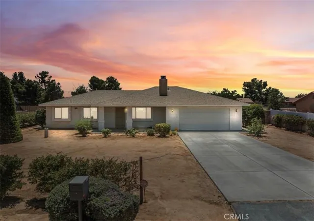 $445,000 | 22163 Broken Lance Road, Apple Valley, CA 92307