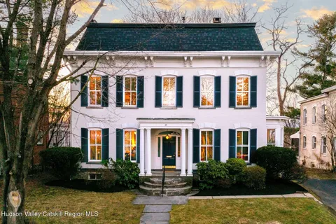 $1,100,000 | 45 West Chestnut Street, Kingston, NY 12401