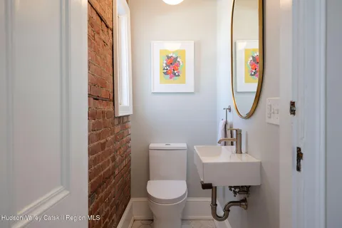 $1,100,000 | 45 West Chestnut Street, Kingston, NY 12401