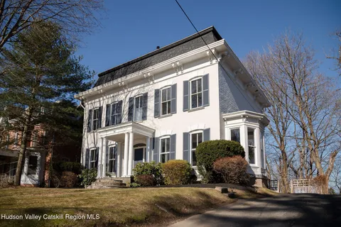$1,100,000 | 45 West Chestnut Street, Kingston, NY 12401
