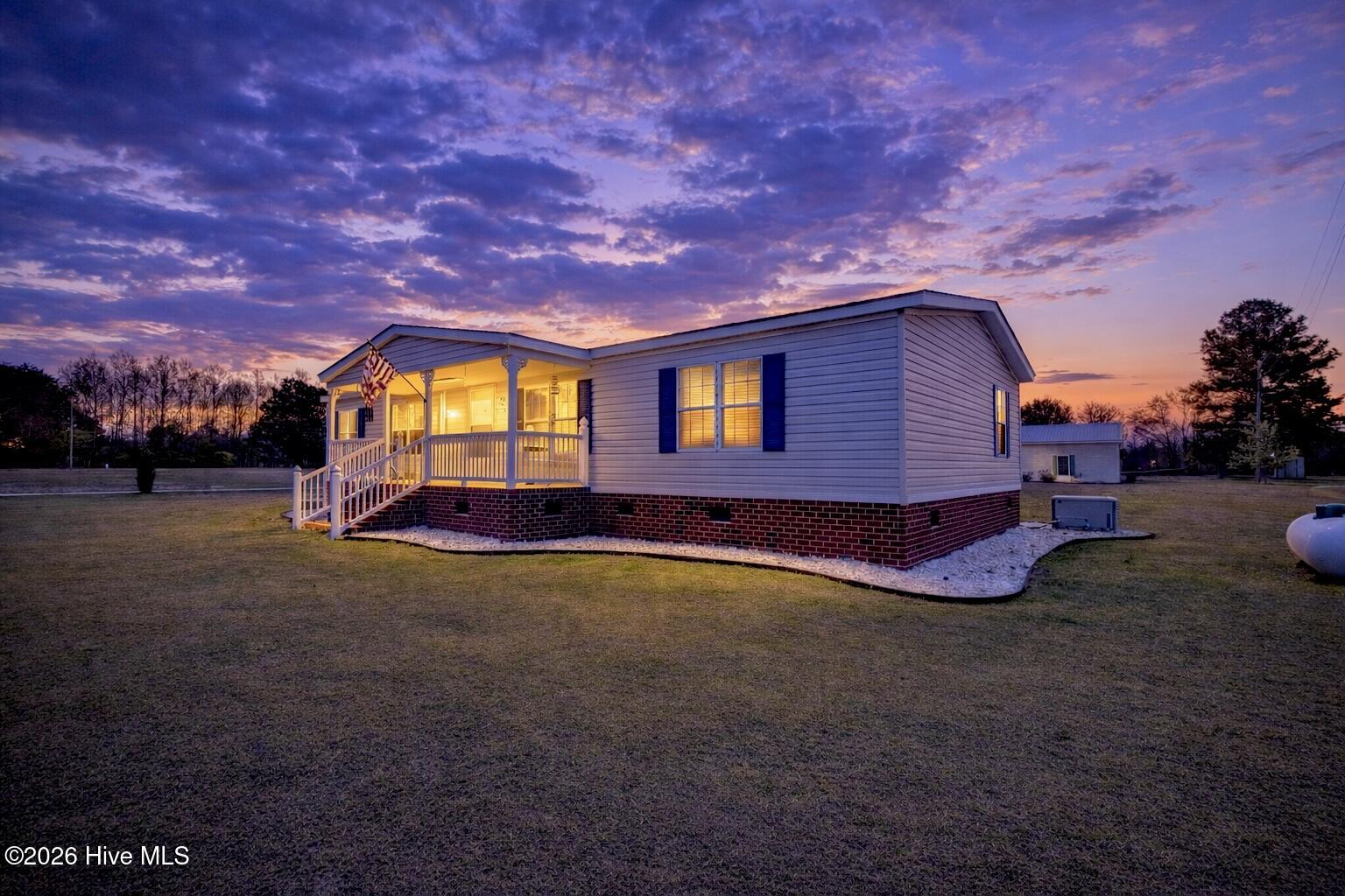 705130B4-4ABD-4172-8880-6BB798C53930