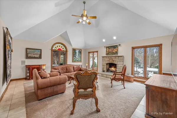 $1,800,000 | 10018 Haegers Bend Road, Algonquin, IL 60102