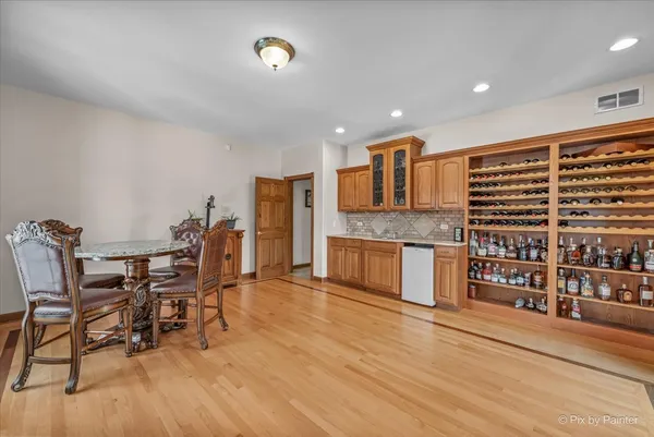 $1,800,000 | 10018 Haegers Bend Road, Algonquin, IL 60102