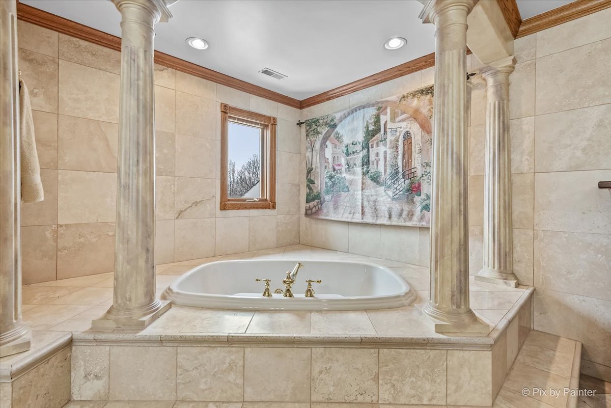 10018 Haegers Bend Road Algonquin, IL 60102 - Photo 31 of 70