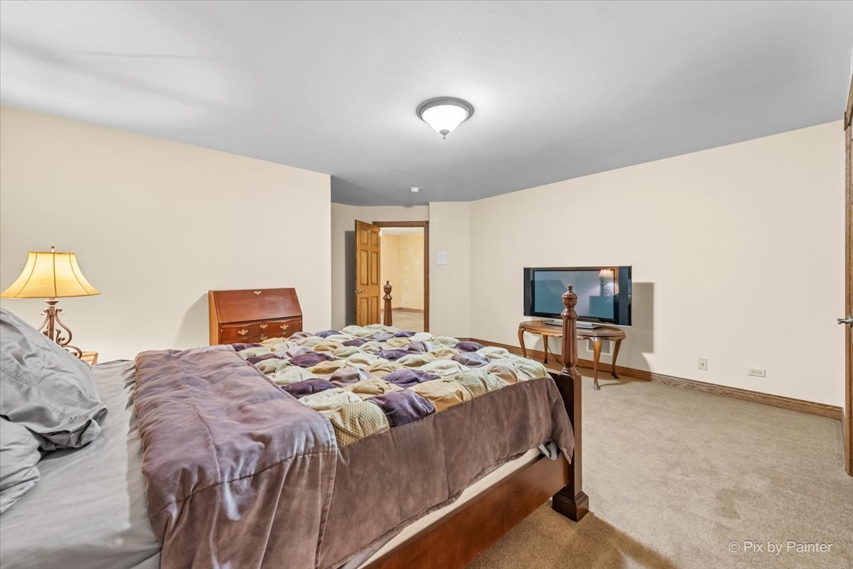 10018 Haegers Bend Road Algonquin, IL 60102 - Photo 46 of 70