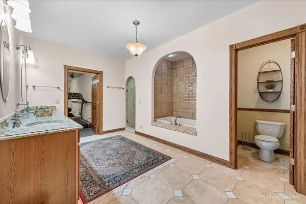 $1,800,000 | 10018 Haegers Bend Road, Algonquin, IL 60102