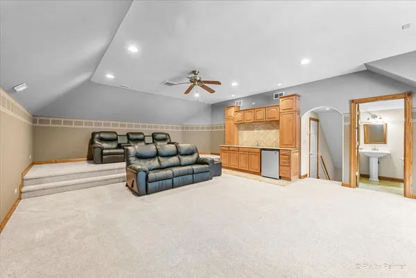 $1,800,000 | 10018 Haegers Bend Road, Algonquin, IL 60102