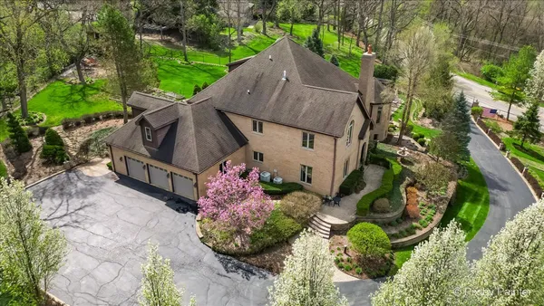 $1,800,000 | 10018 Haegers Bend Road, Algonquin, IL 60102