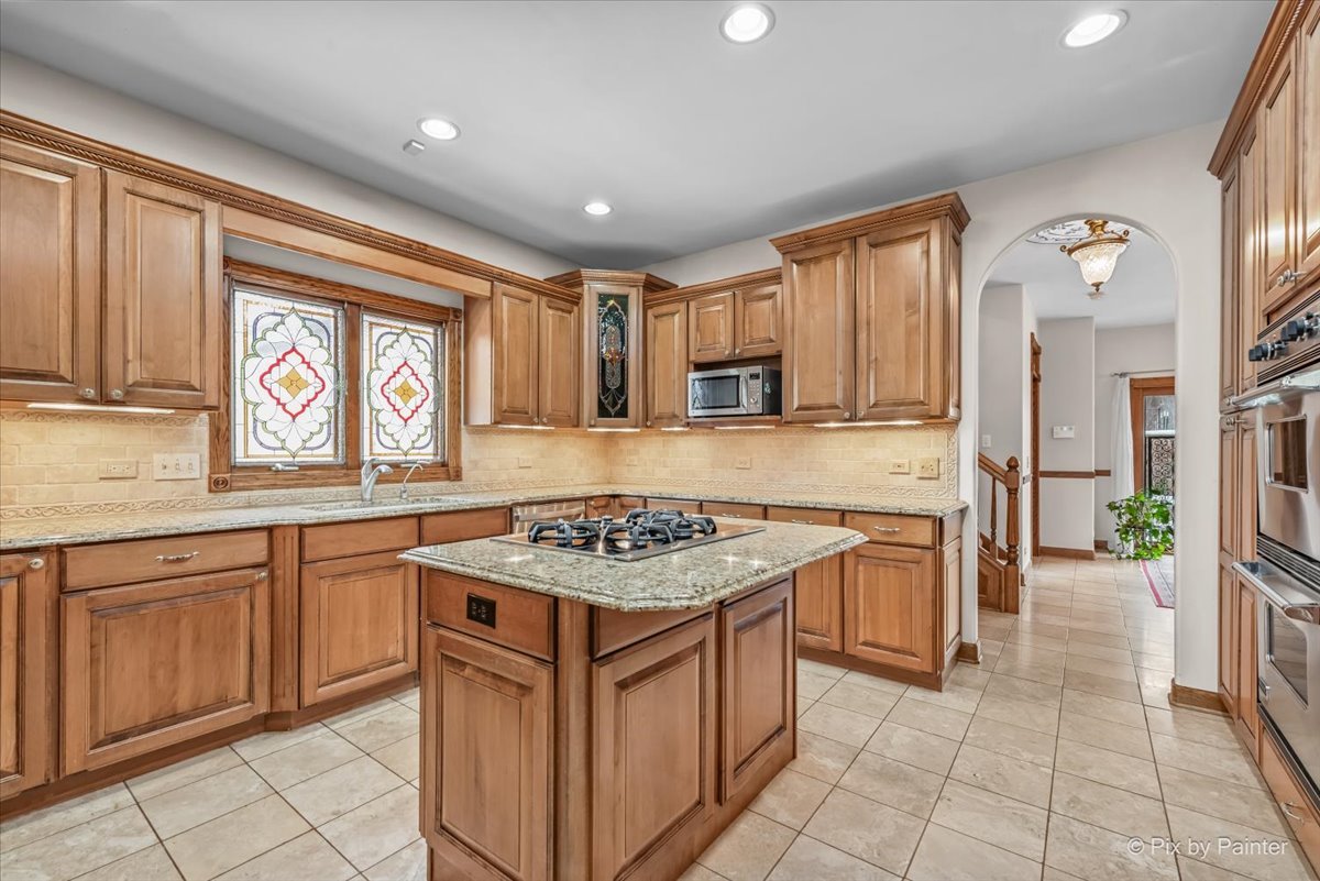 10018 Haegers Bend Road Algonquin, IL 60102 - Photo 7 of 70