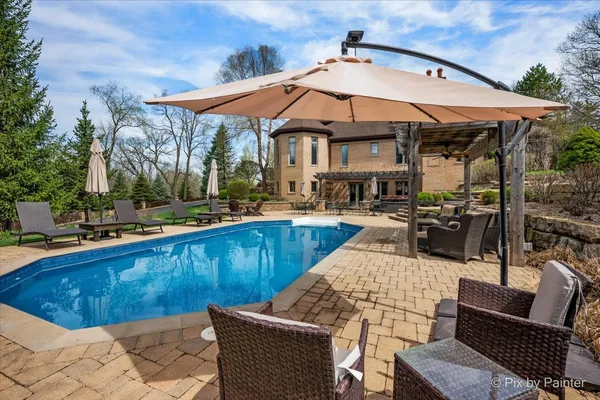 $1,800,000 | 10018 Haegers Bend Road, Algonquin, IL 60102