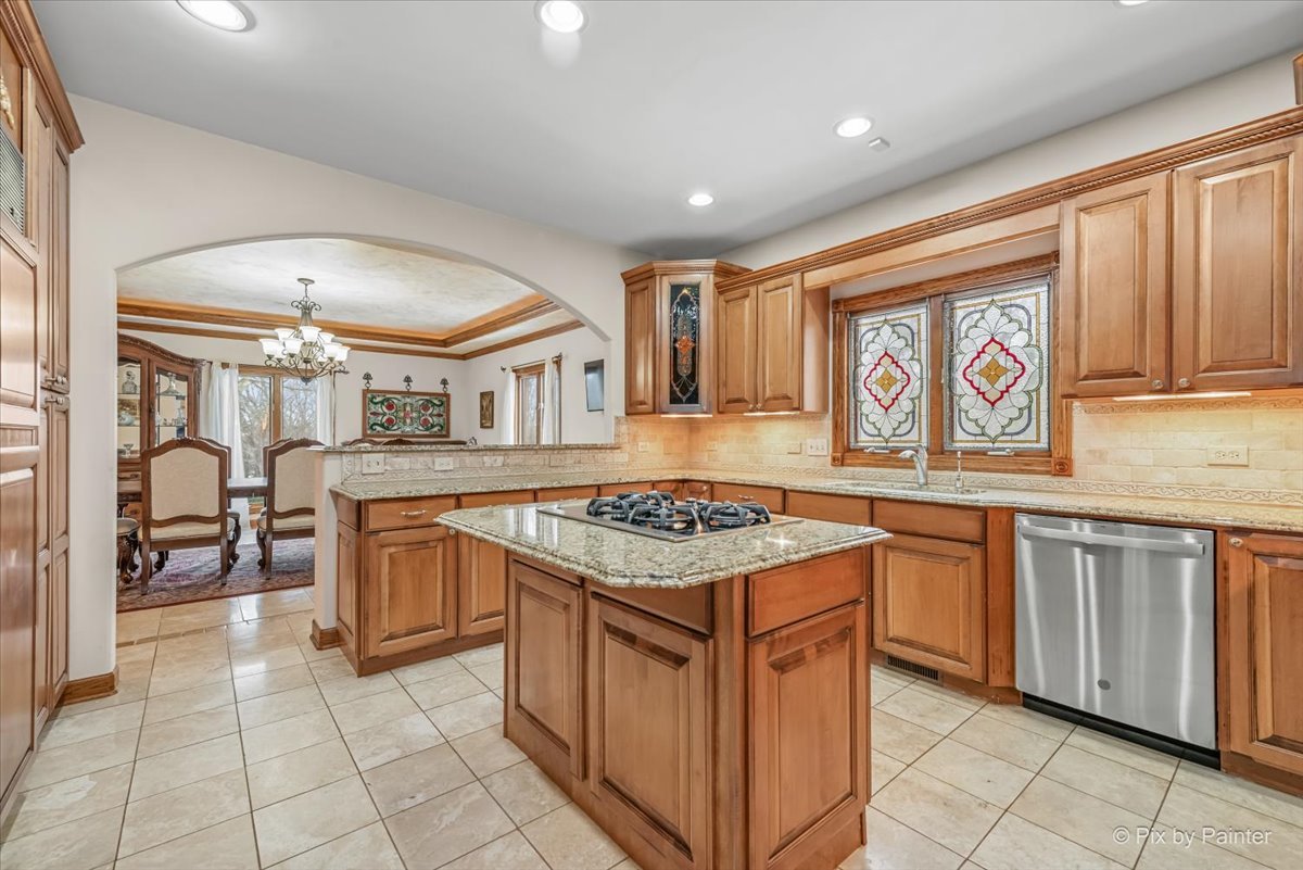 10018 Haegers Bend Road Algonquin, IL 60102 - Photo 8 of 70