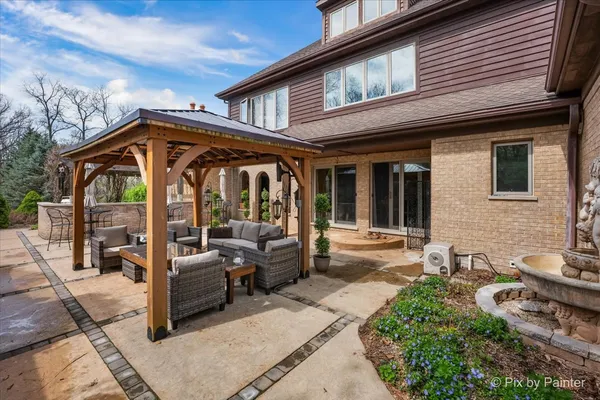 $1,800,000 | 10018 Haegers Bend Road, Algonquin, IL 60102