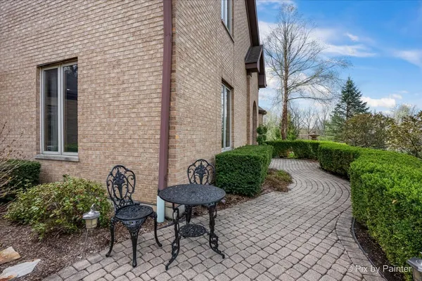 $1,800,000 | 10018 Haegers Bend Road, Algonquin, IL 60102