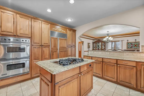 $1,800,000 | 10018 Haegers Bend Road, Algonquin, IL 60102