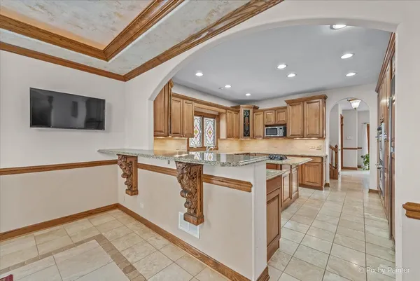 $1,800,000 | 10018 Haegers Bend Road, Algonquin, IL 60102