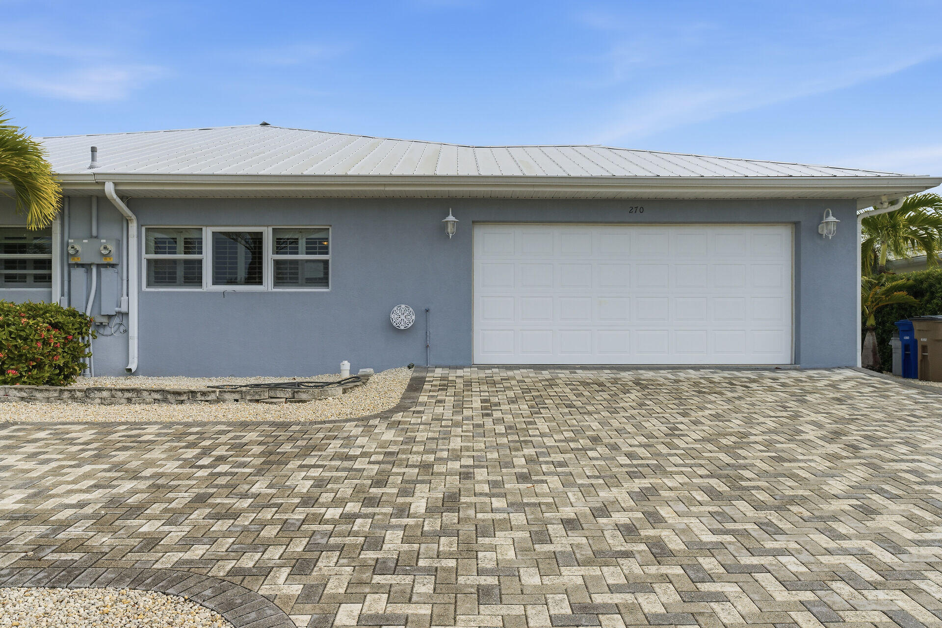 270 Sadowski Key Key Colony Beach, FL 33051 - Photo 37 of 46 a house with a outdoor space