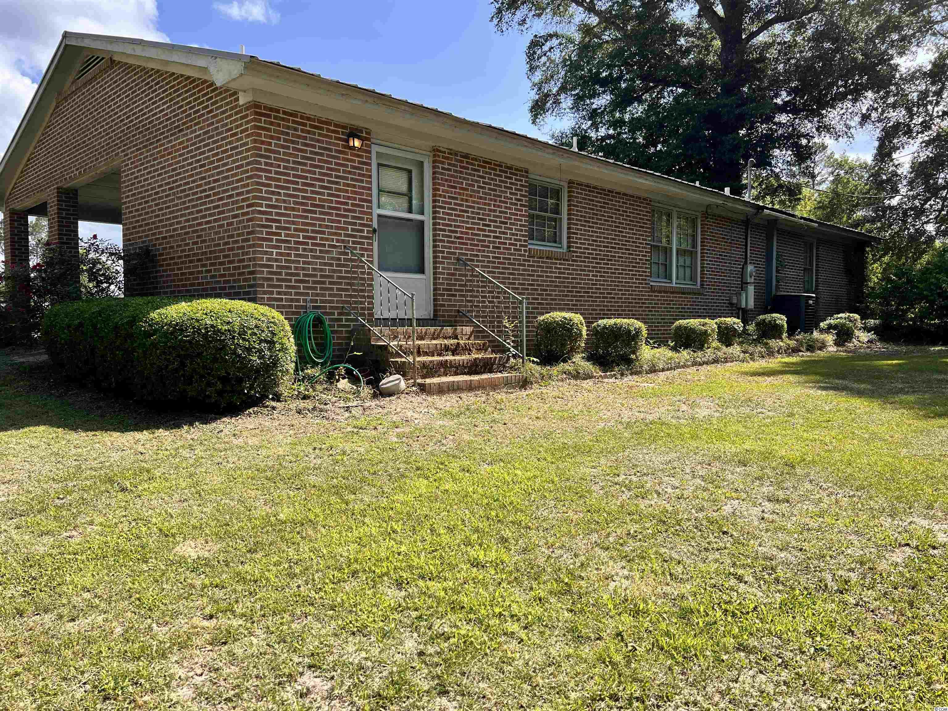 6900 Legend Road Mullins, SC 29574 - Photo 4 of 23 Gallery Image 4