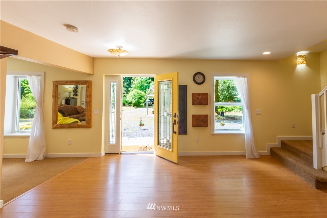 873 Oxenford Road Port Angeles, WA 98363 - Photo 4 of 25 Gallery Image 4