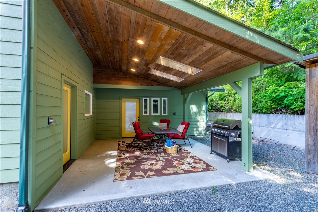 873 Oxenford Road Port Angeles, WA 98363 - Photo 7 of 25 Gallery Image 7