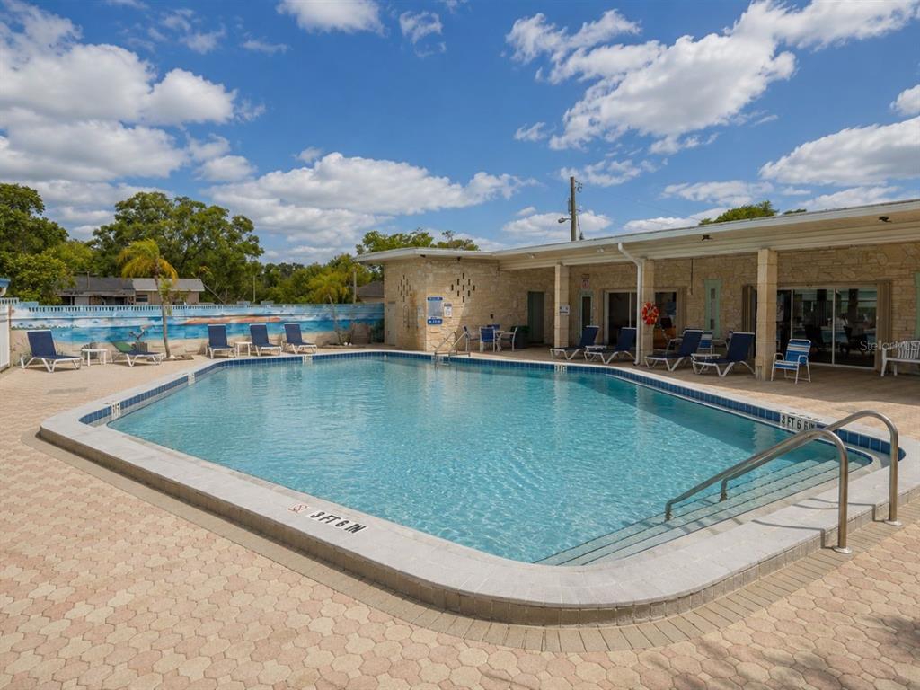 250 Rosery Road Northwest, Unit 328 Largo, FL 33770 - Photo 10 of 15