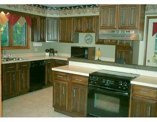 330 Ridge Road Zelienople, PA 16063 - Photo 4 of 8 Gallery Image 4